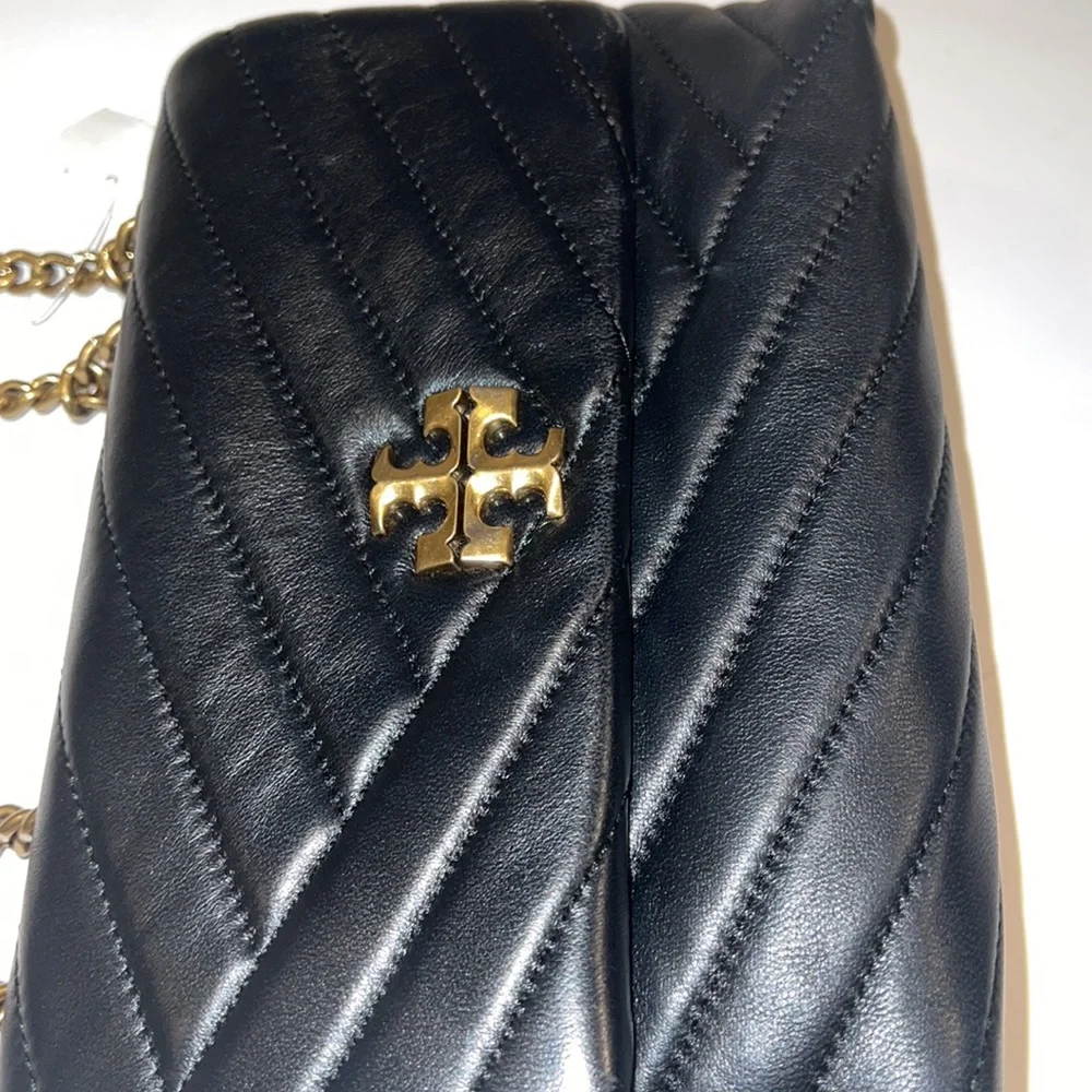 Tory Burch KIRA CHEVRON CONVERTIBLE SHOULDER BAG - Picture 4 of 17